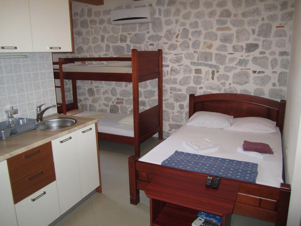 Apartments Dukic Kotor Room photo