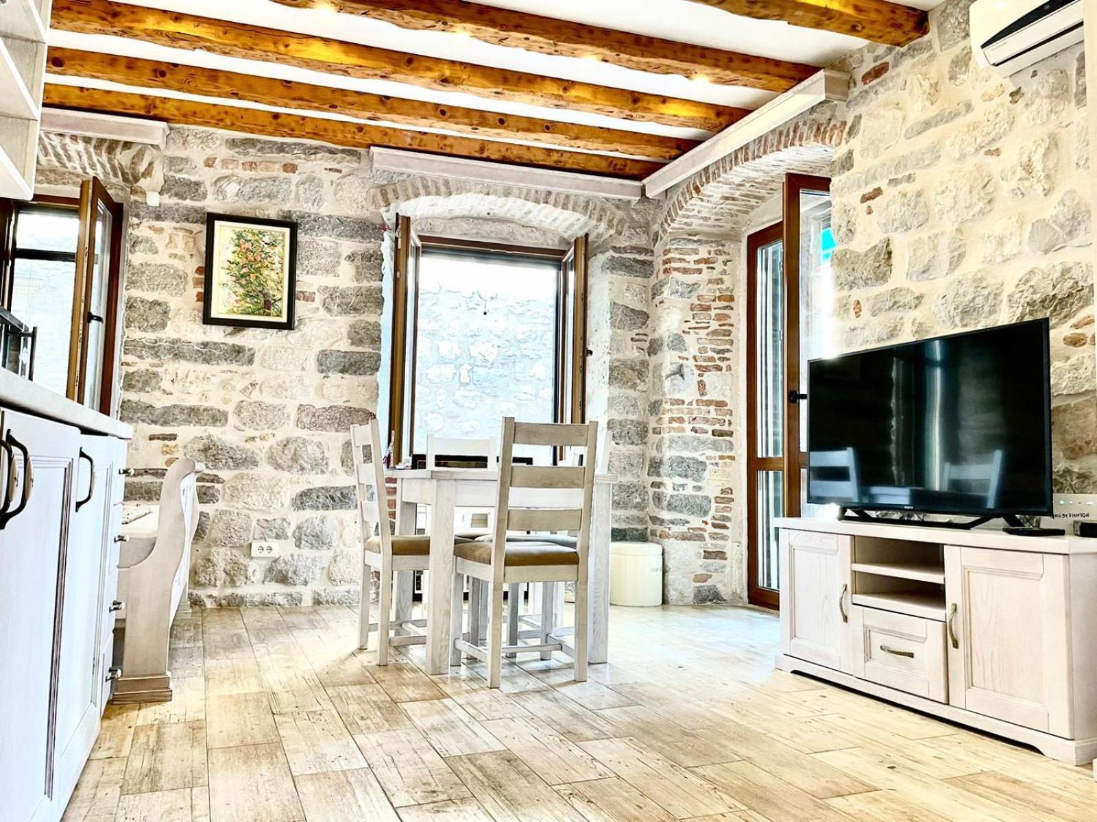 Apartments Dukic Kotor Exterior photo