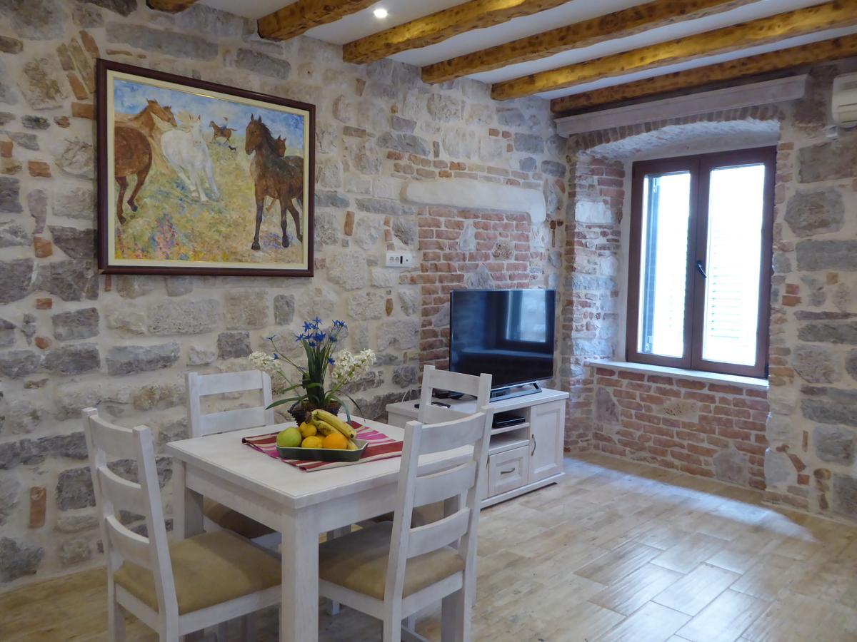 Apartments Dukic Kotor Exterior photo